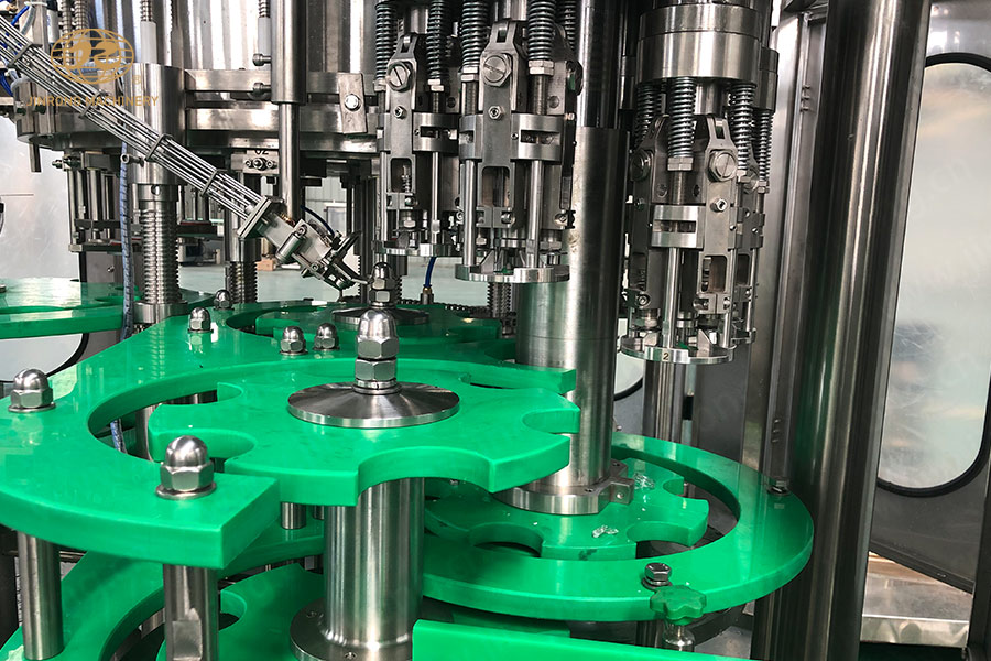 玻璃瓶含汽饮料设备旋盖部分 玻璃瓶含汽饮料设备旋盖部分